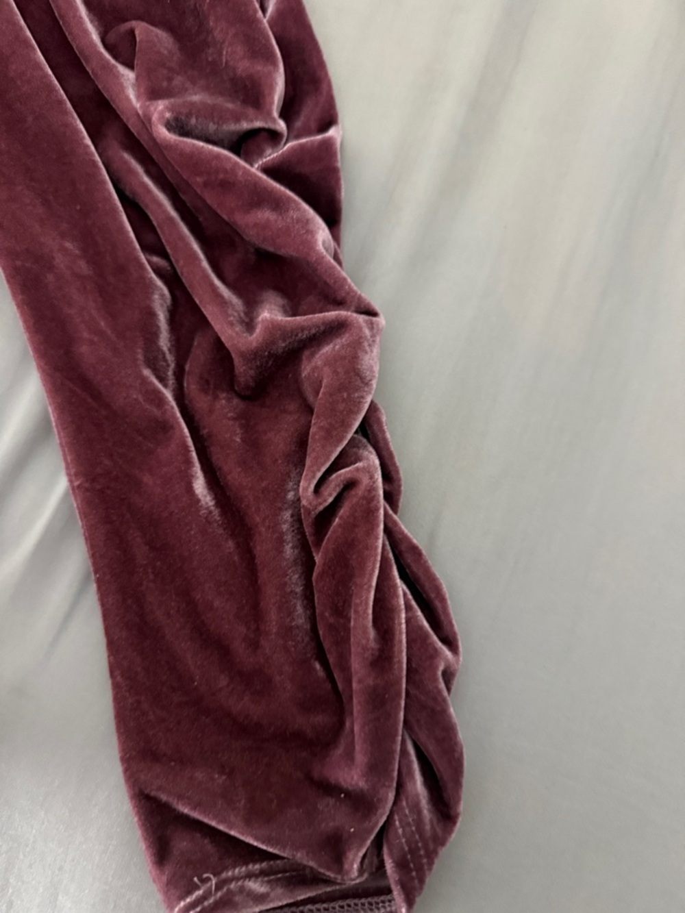 Fashion Nova Velvet Hooded Lounge Set - Dusty Rose - Picture 9 of 11